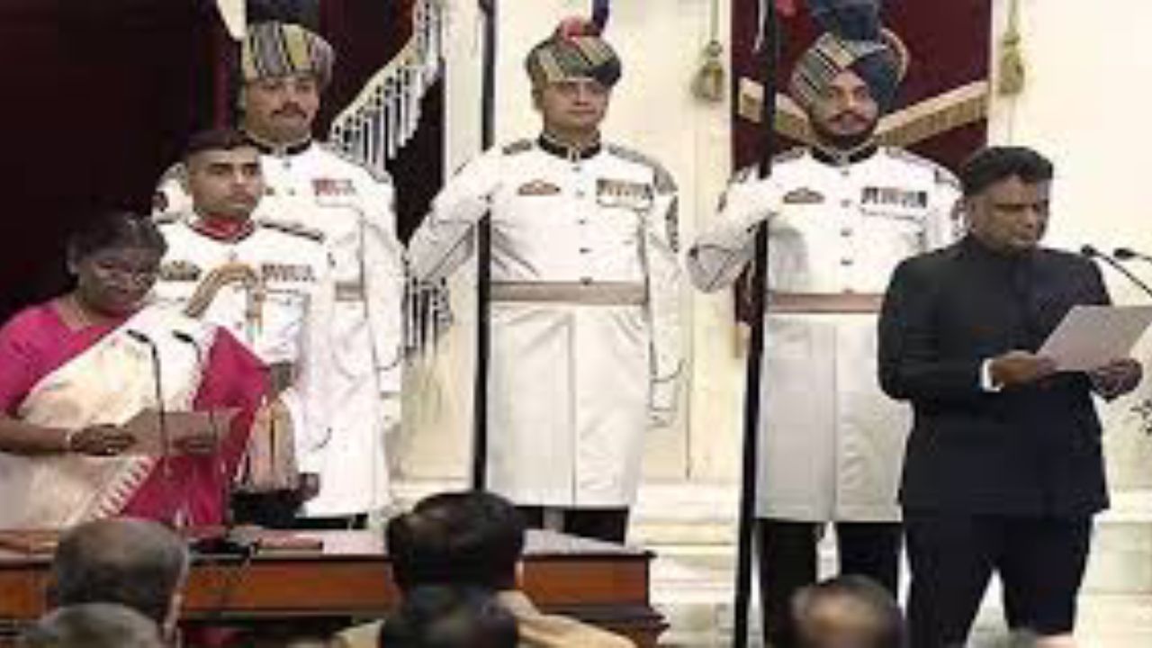 महालेखापरीक्षकपदी मूर्ती यांची नियुक्ती